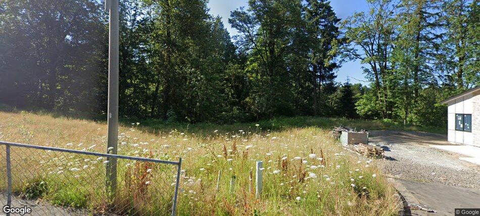 15407 NE 103rd Way — greenbelt lot